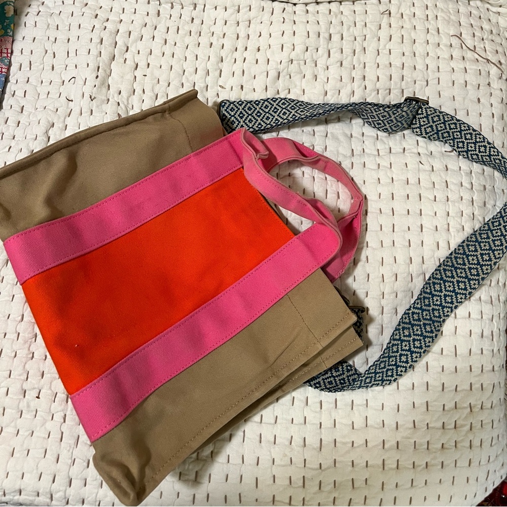 Parker Thatch The Rum-Dum Color Block Mimi - Medium
Orange/Pink/Khaki